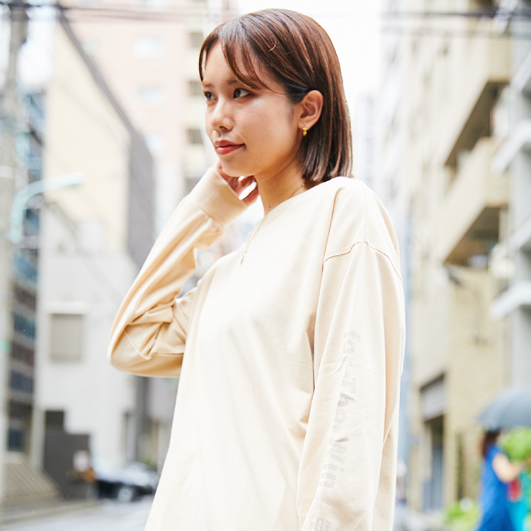 “Never Give Up” long Tee(beige)