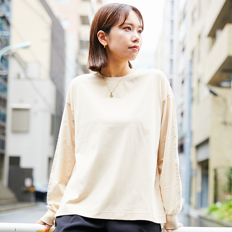 “Never Give Up” long Tee(beige)