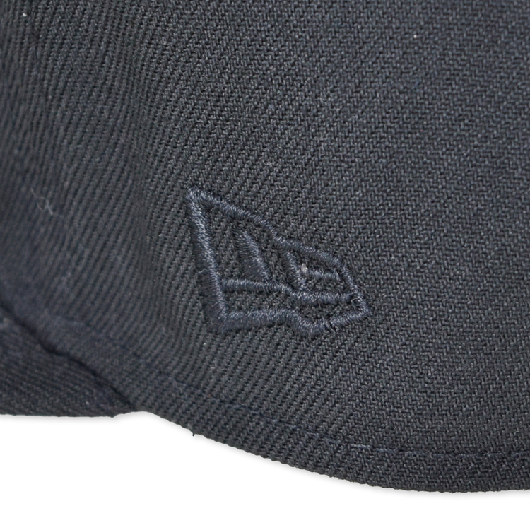 2025 9FIFTY NEWERA×名古屋グランパス コラボキャップ(オールブラック)