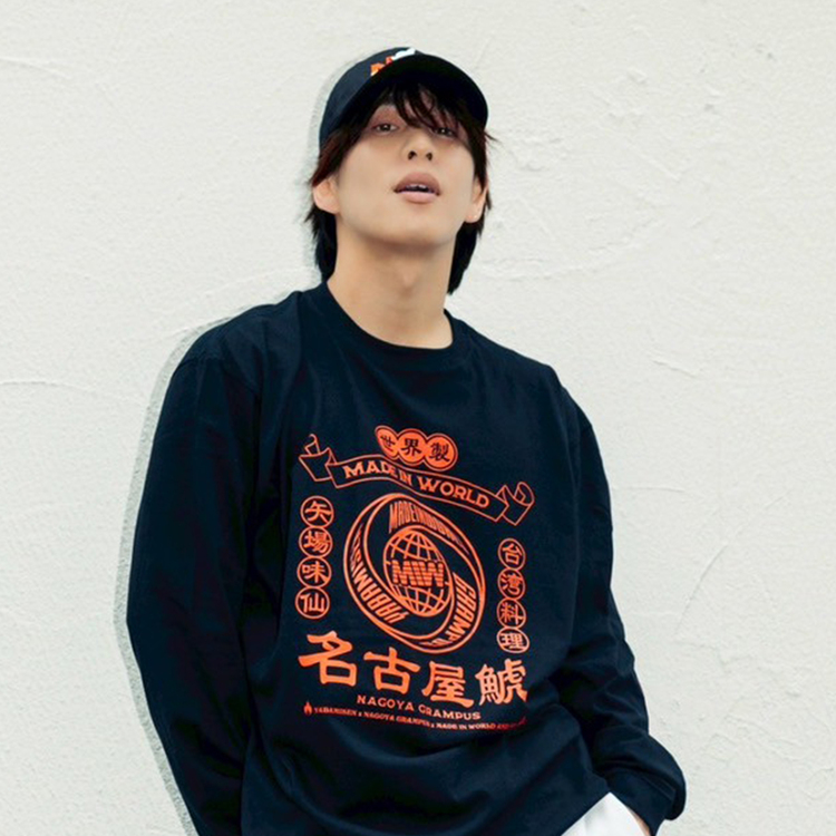 2025名古屋グランパス×矢場味仙×MIW コラボ 名古屋鯱ロングTシャツ(ブラック)