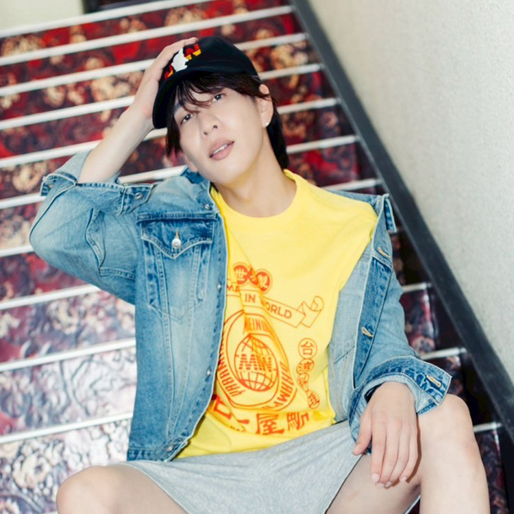 2025名古屋グランパス×矢場味仙×MIW コラボ 名古屋鯱半袖Tシャツ(イエロー)